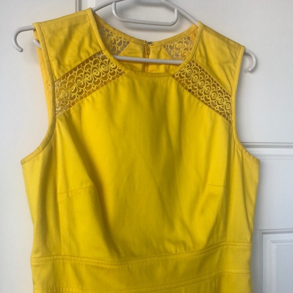 Calvin Klein yellow sleeveless dress, size 2 - Picture 4 of 10